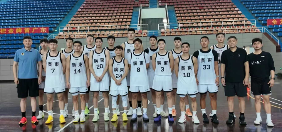 束比赛, dingy, 篮在