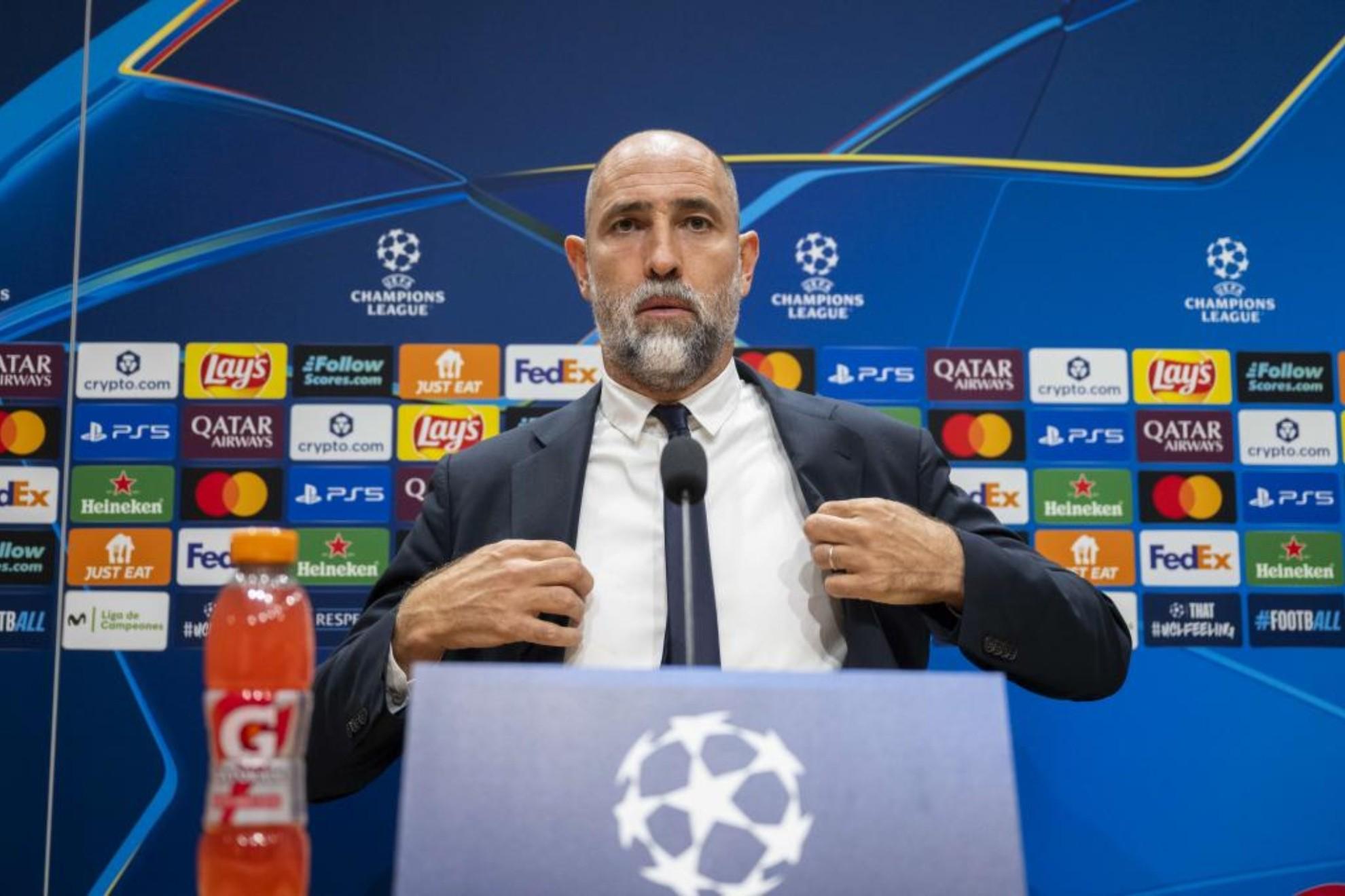 这是一个关, 特蒙德的比, 人防守还是